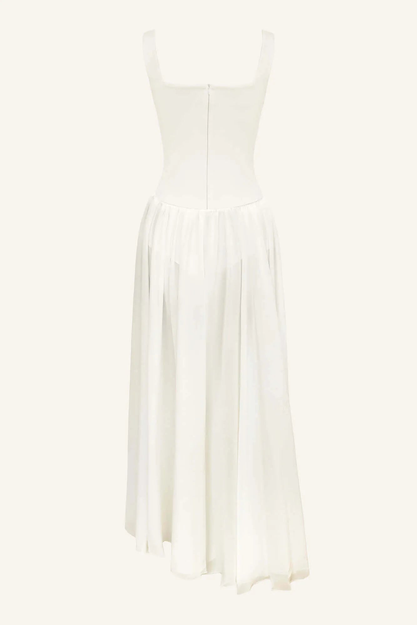 Vestido Longo com Saia Esvoaçante e Botões Decorativos