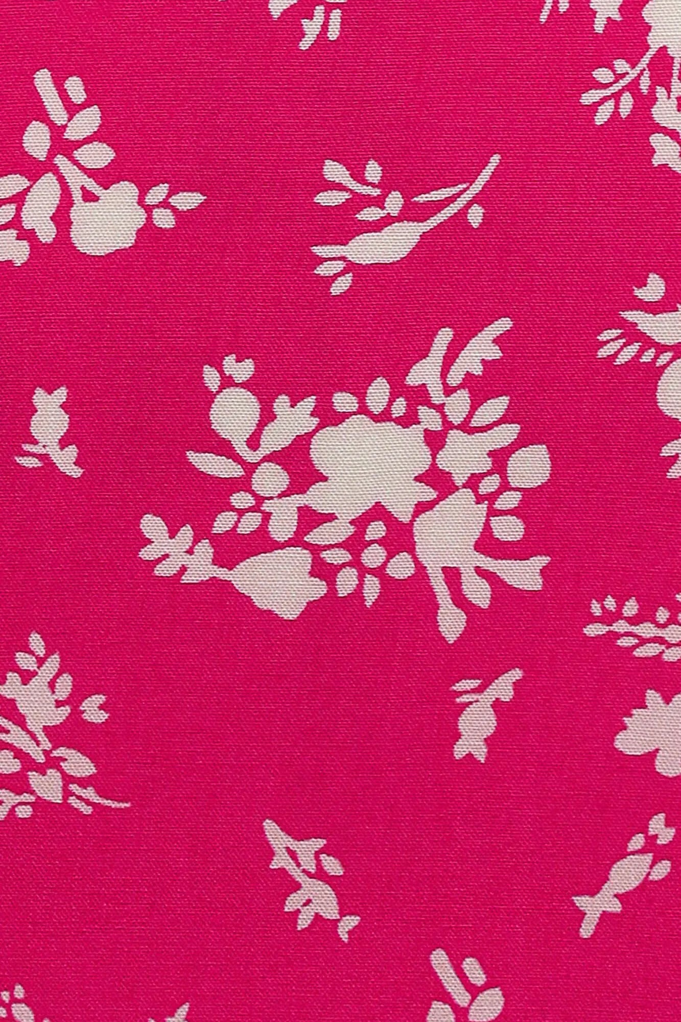 Vestido Midi com Decote V e Fenda Frontal